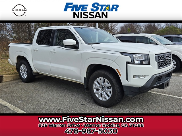 2022 Nissan Frontier SV's photo