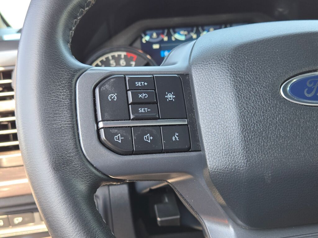 2023 Ford F-150 XLT photo 32