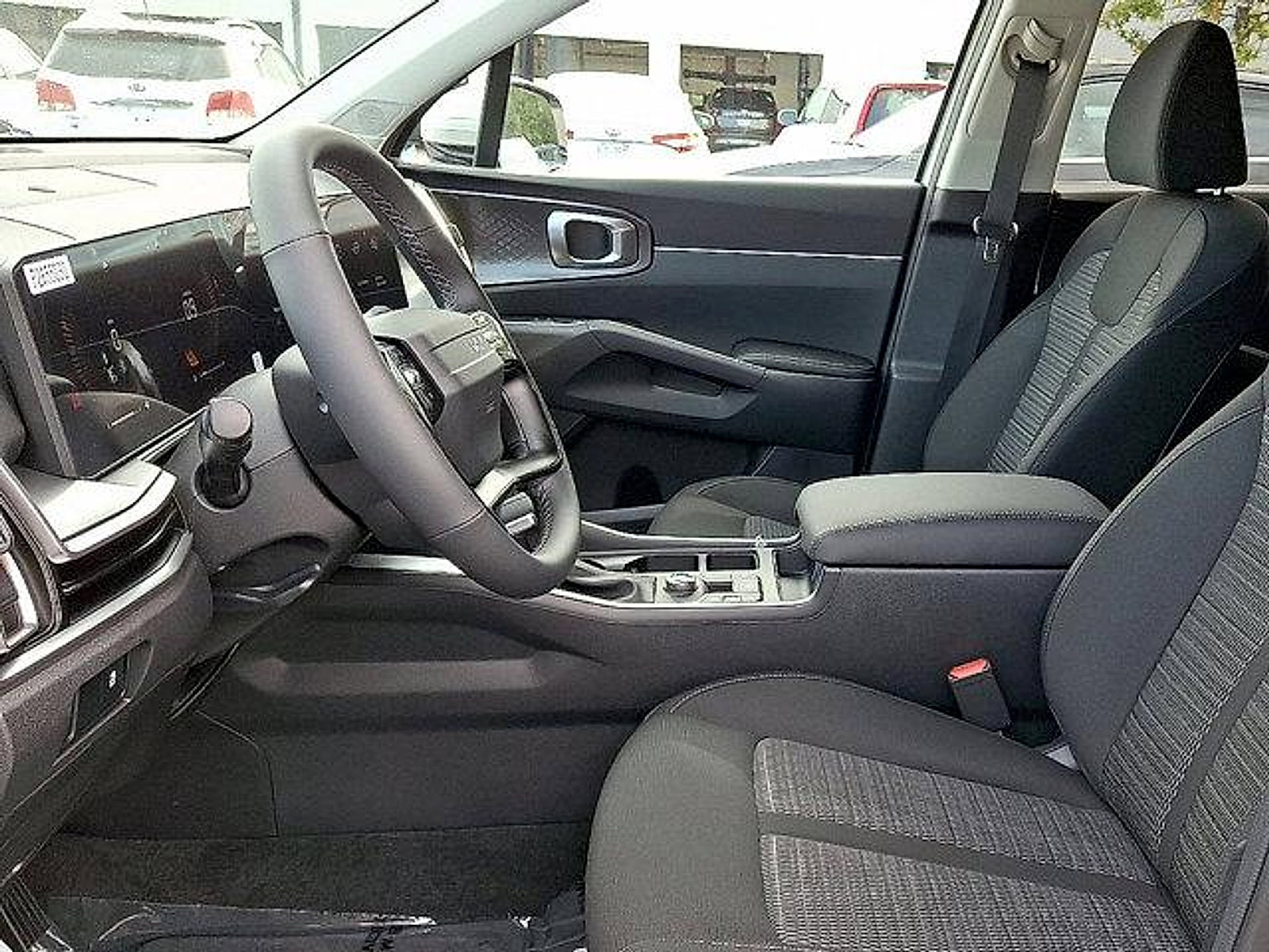 2026 Kia Sorento LX photo 4