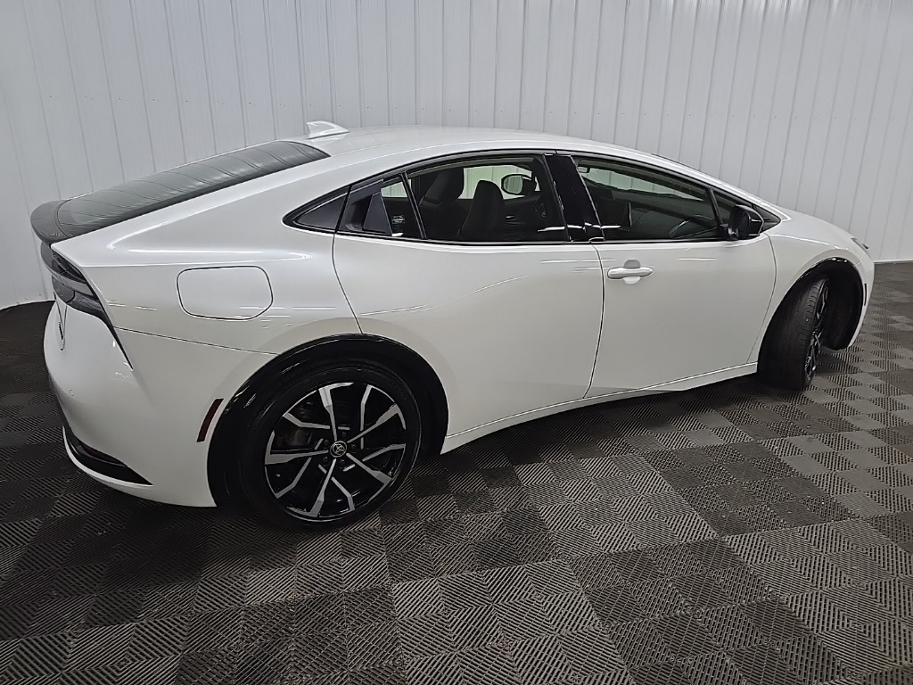 2023 Toyota Prius Prime XSE Premium photo 3