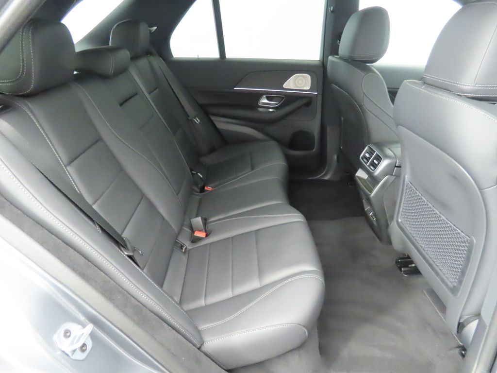 2026 Mercedes Benz GLE 450e 4MATIC photo 21
