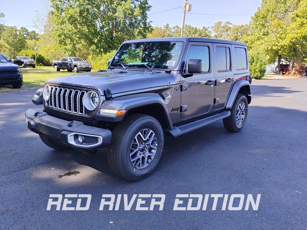 2025 Jeep Wrangler 4-Door Sahara's photo