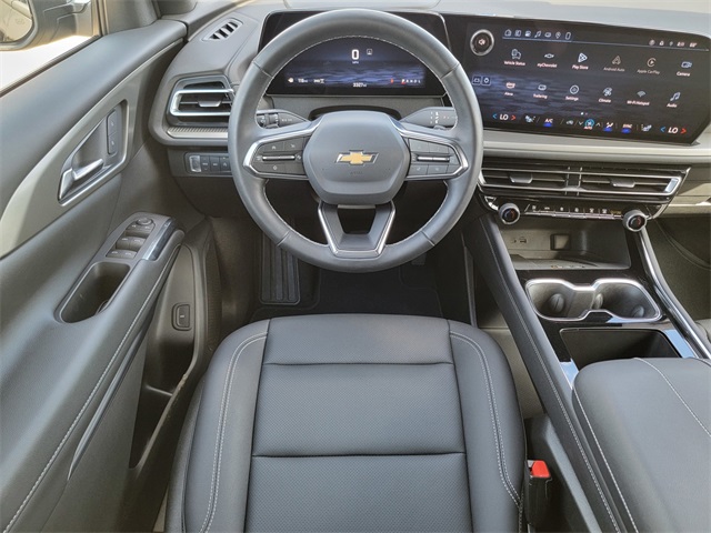 2025 Chevrolet Traverse photo 23
