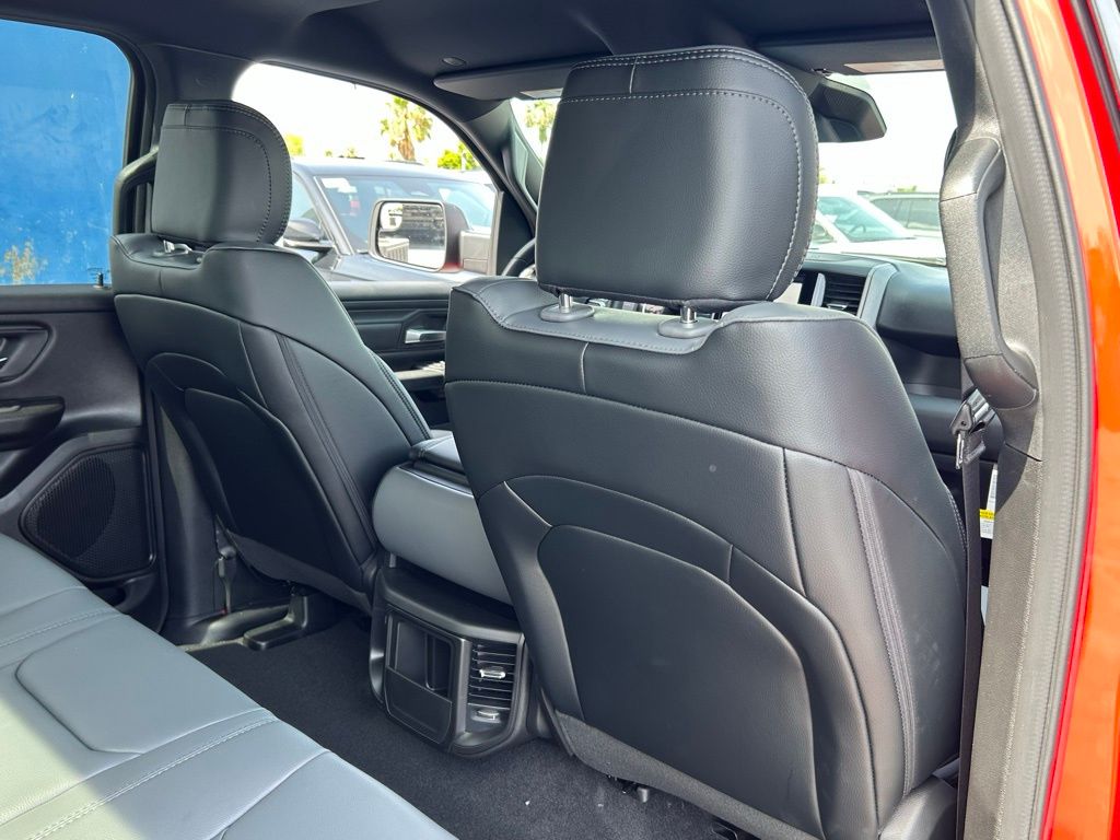 2025 Ram 1500 Tradesman photo 23