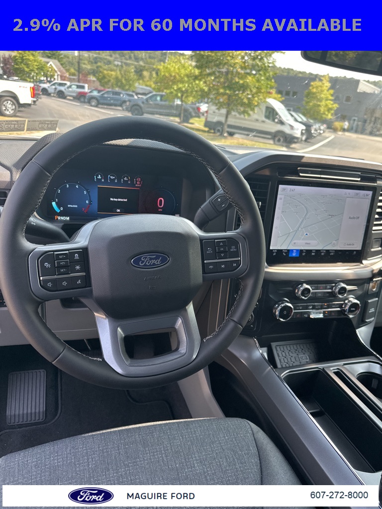 2025 Ford F-150 XLT photo 12
