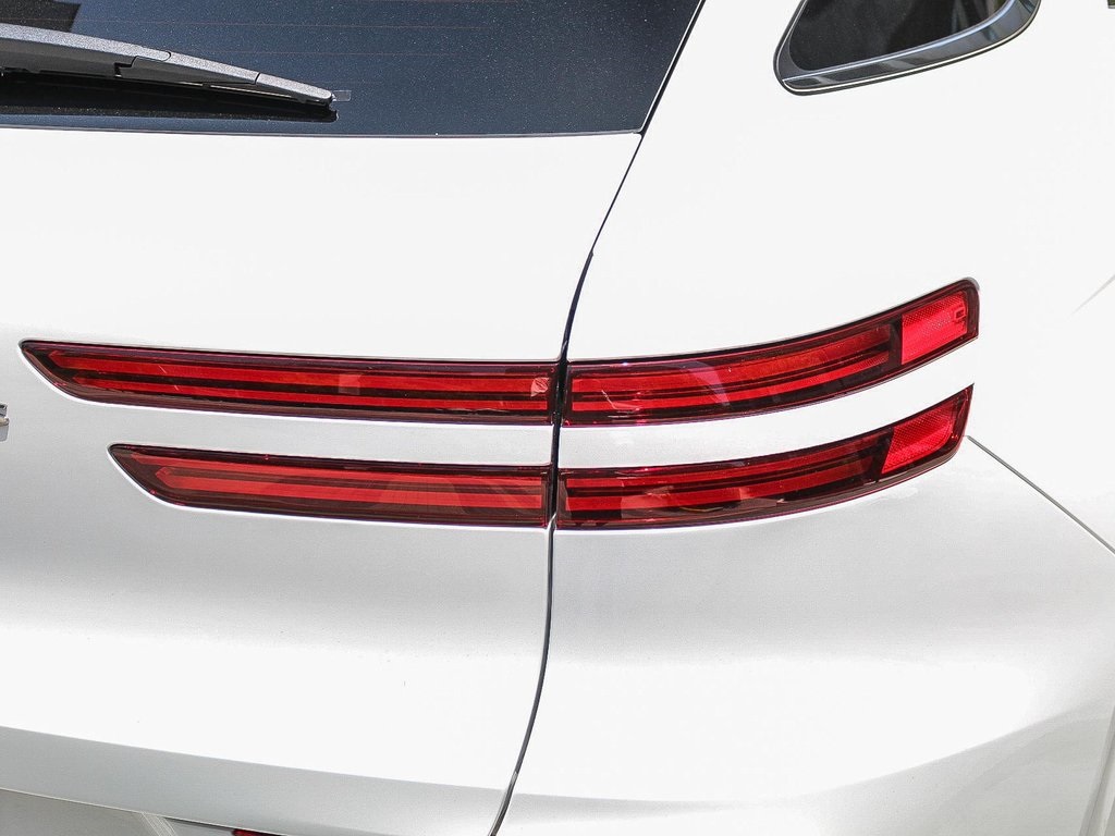 2026 Genesis Electrified GV70 Advanced photo 6
