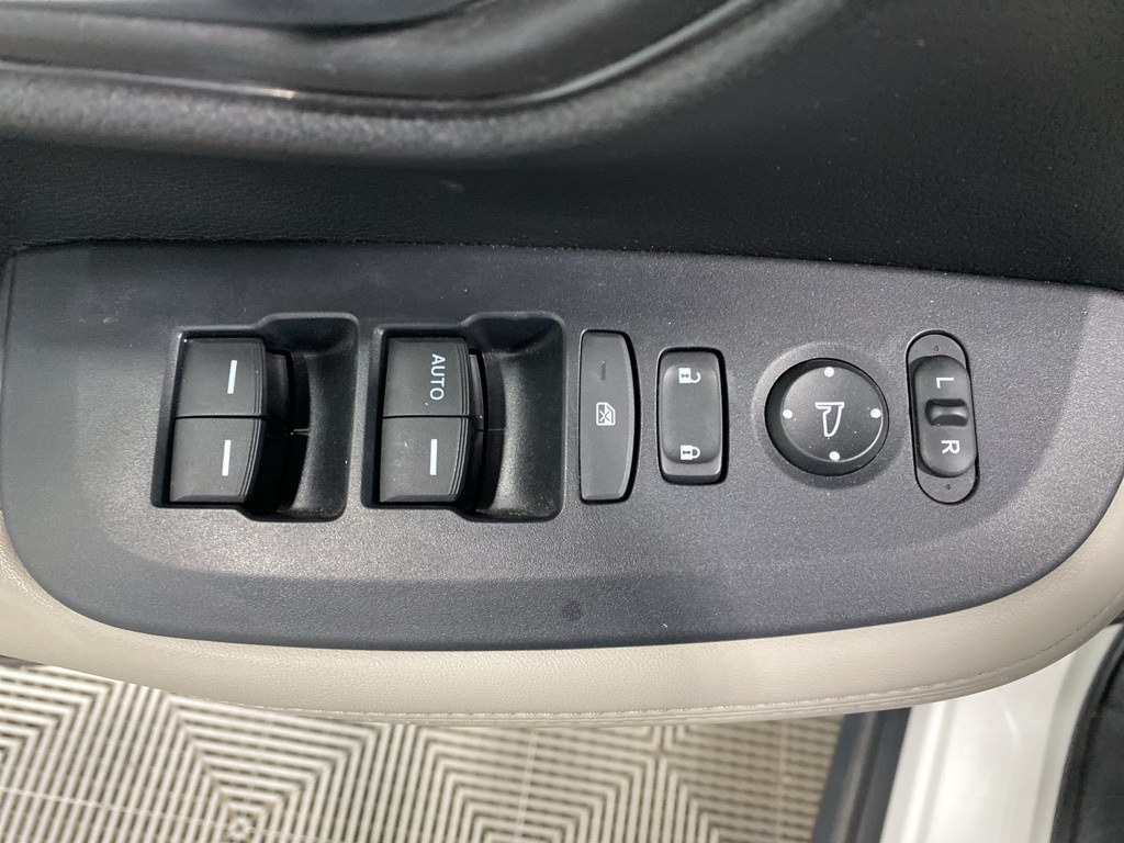 2023 Honda HR-V LX photo 16