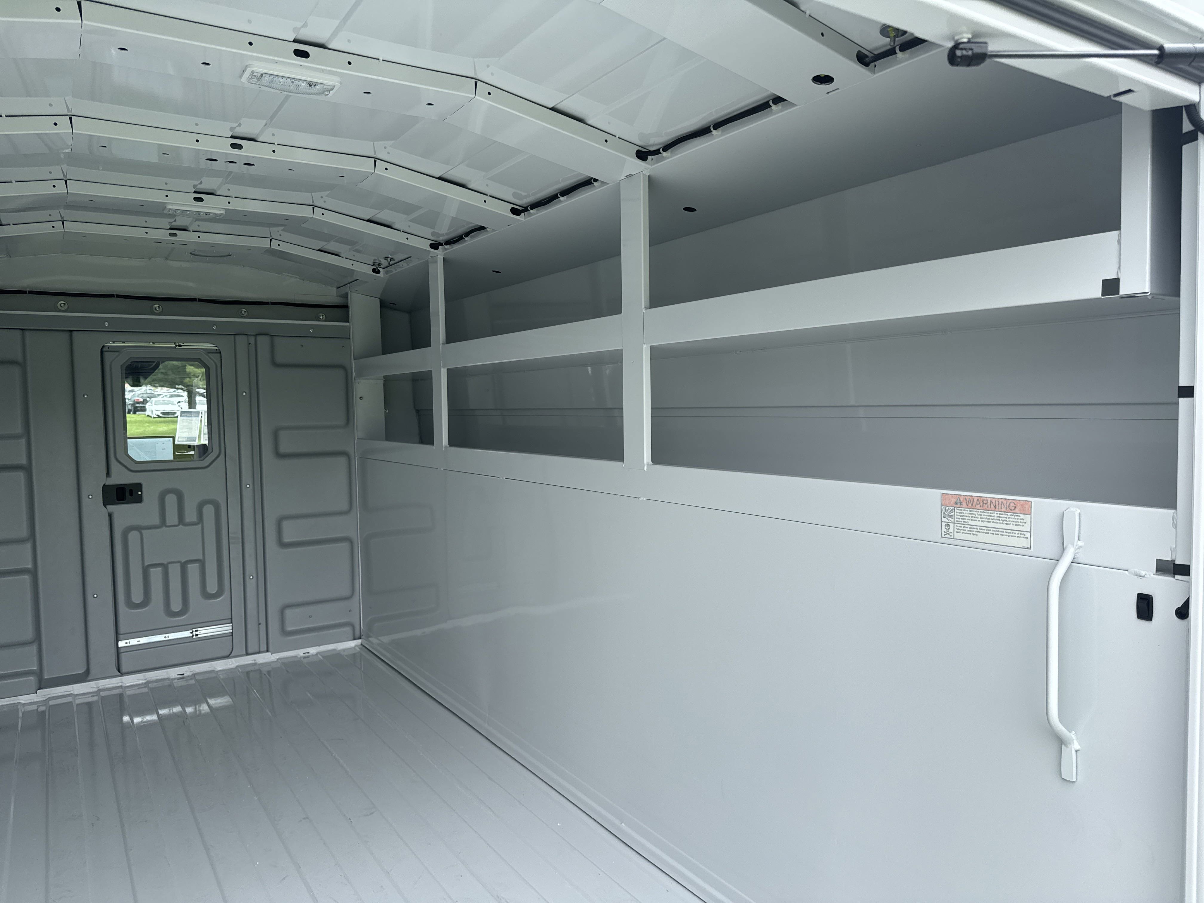 2024 Ford Transit Cutaway photo 4