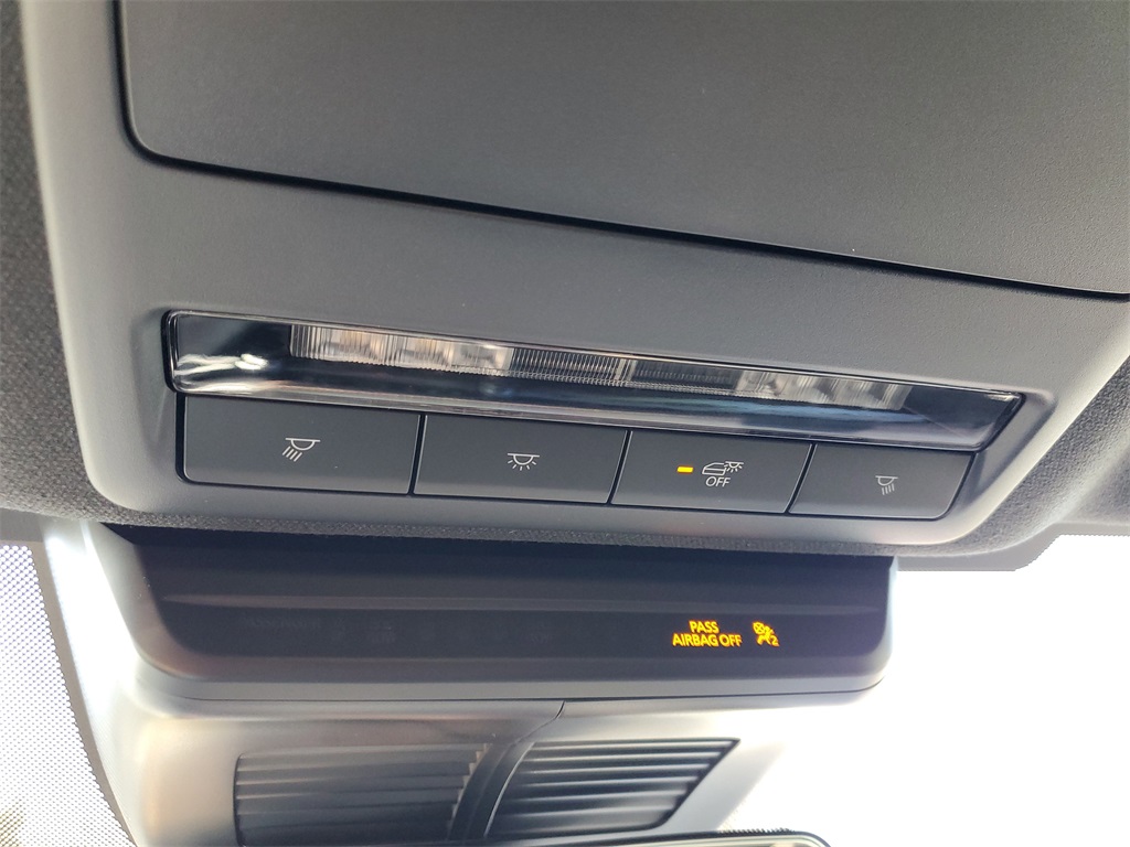 2025 Mazda Mazda3 2.5 Select Sport photo 24