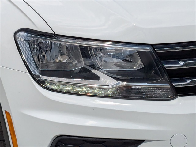 2021 Volkswagen Tiguan SE photo 8