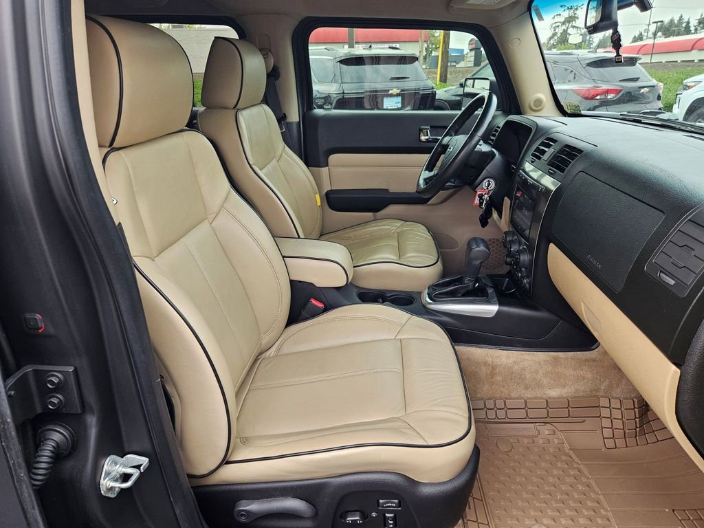 2008 Hummer H3 Luxury photo 27