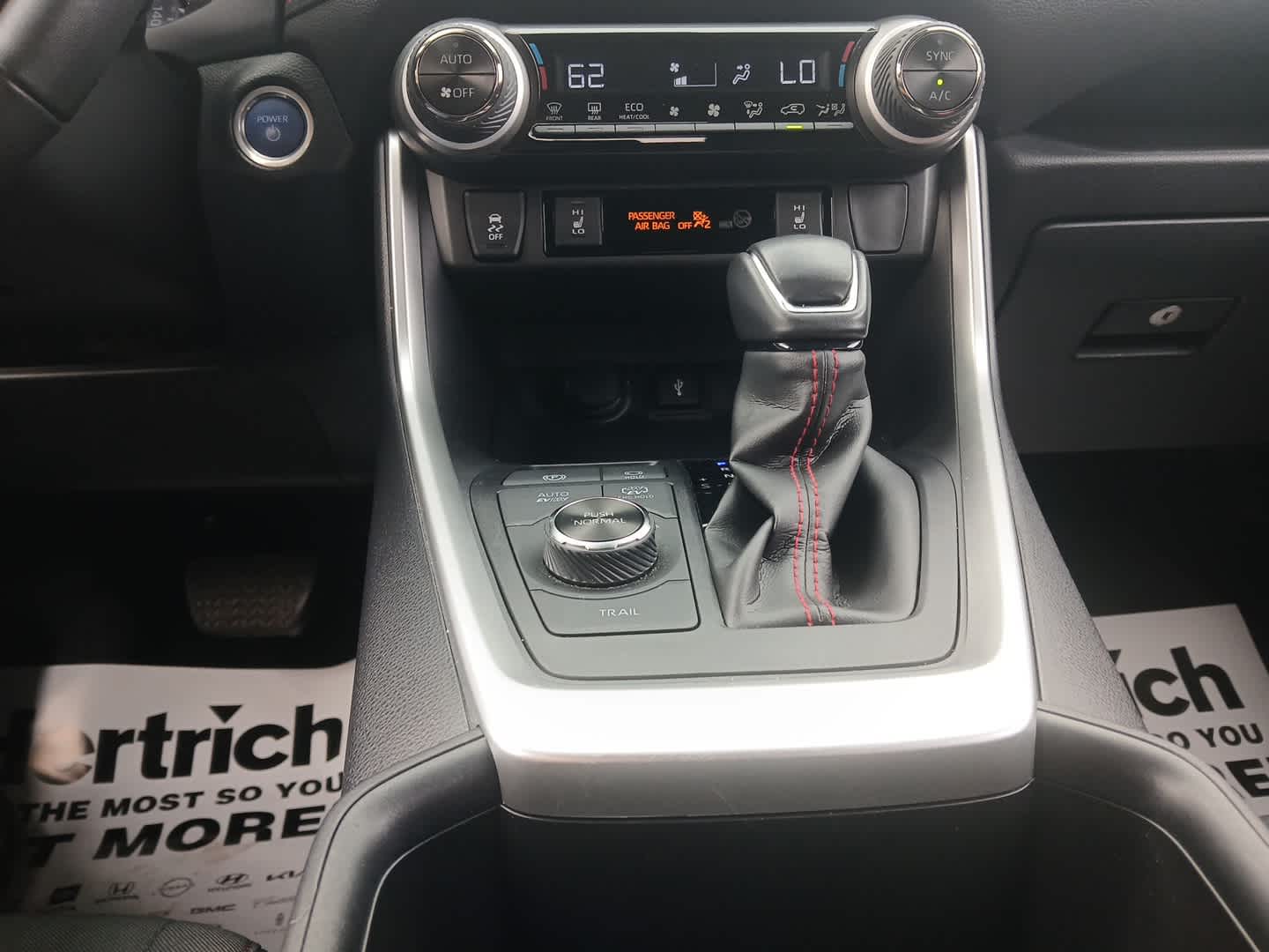 2022 Toyota RAV4 Prime SE photo 21