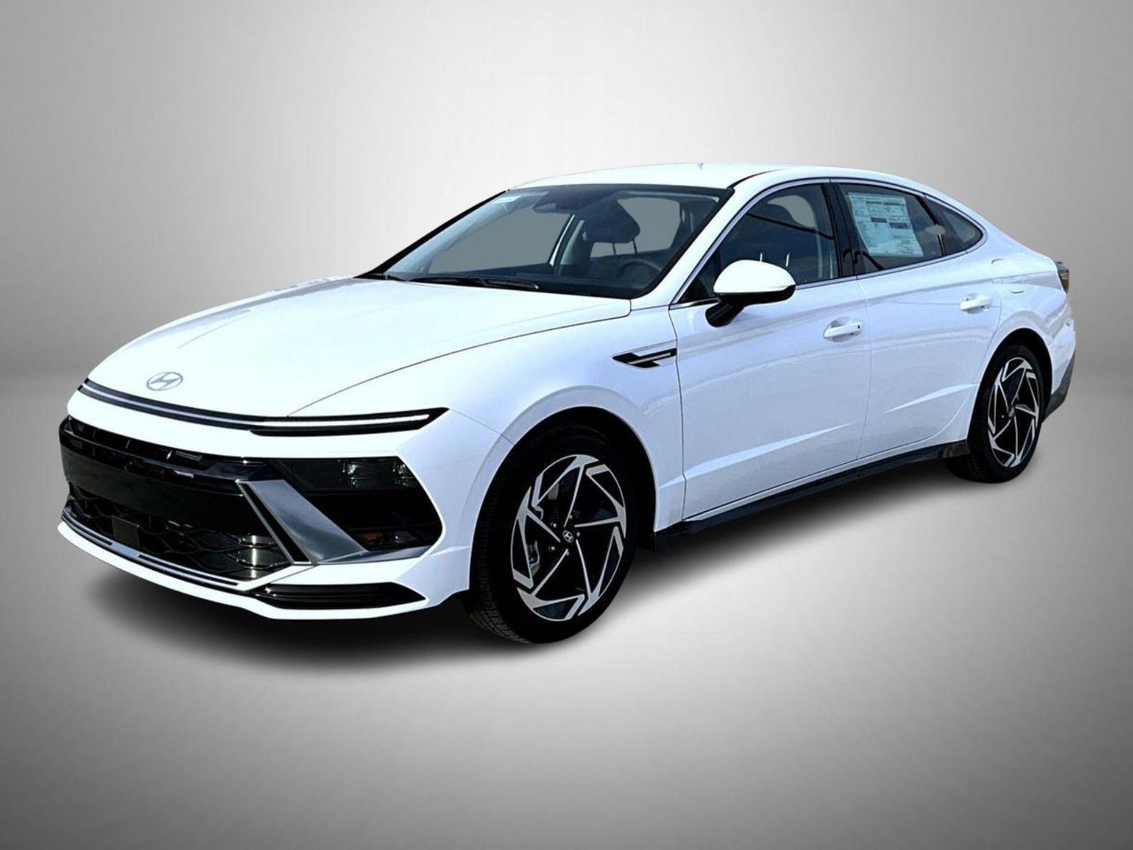 2026 Hyundai Sonata SEL's photo