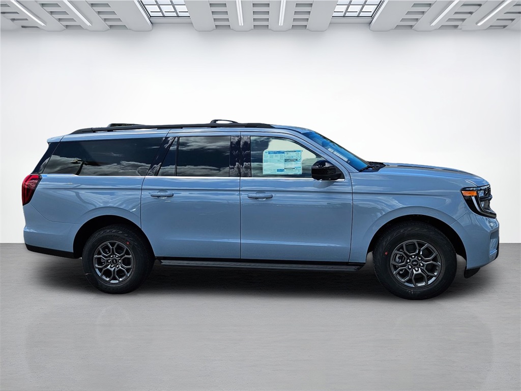 2025 Ford Expedition MAX EL photo 4