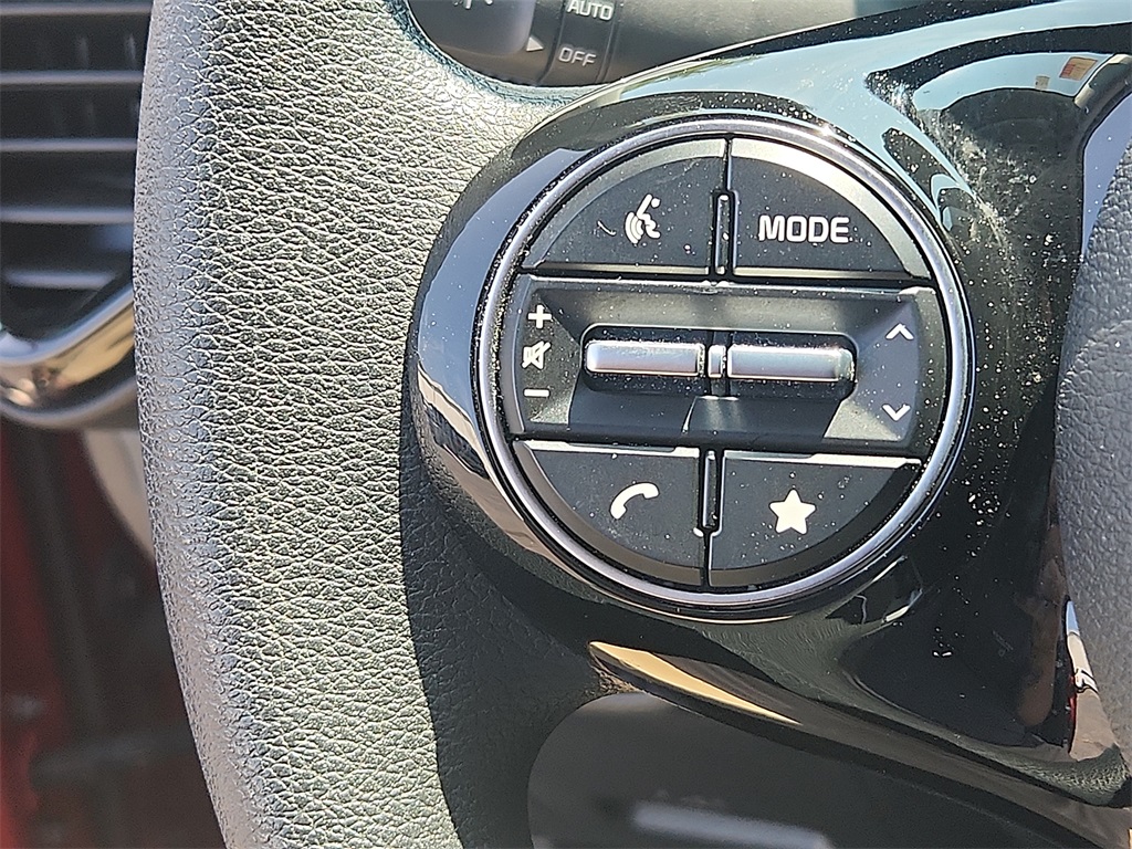 2024 Kia Soul S photo 20