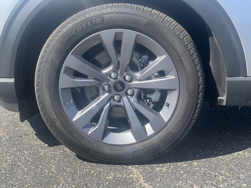 2022 Ford Explorer XLT photo 6