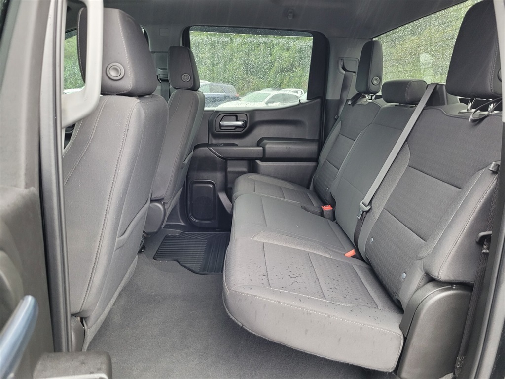 2023 Chevrolet Silverado 1500 Custom photo 13