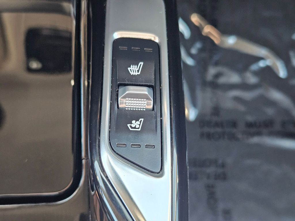 2022 Kia Sorento X-Line SX Prestige photo 14