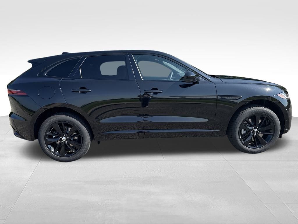 2026 Jaguar F-PACE P250 R-Dynamic S photo 6