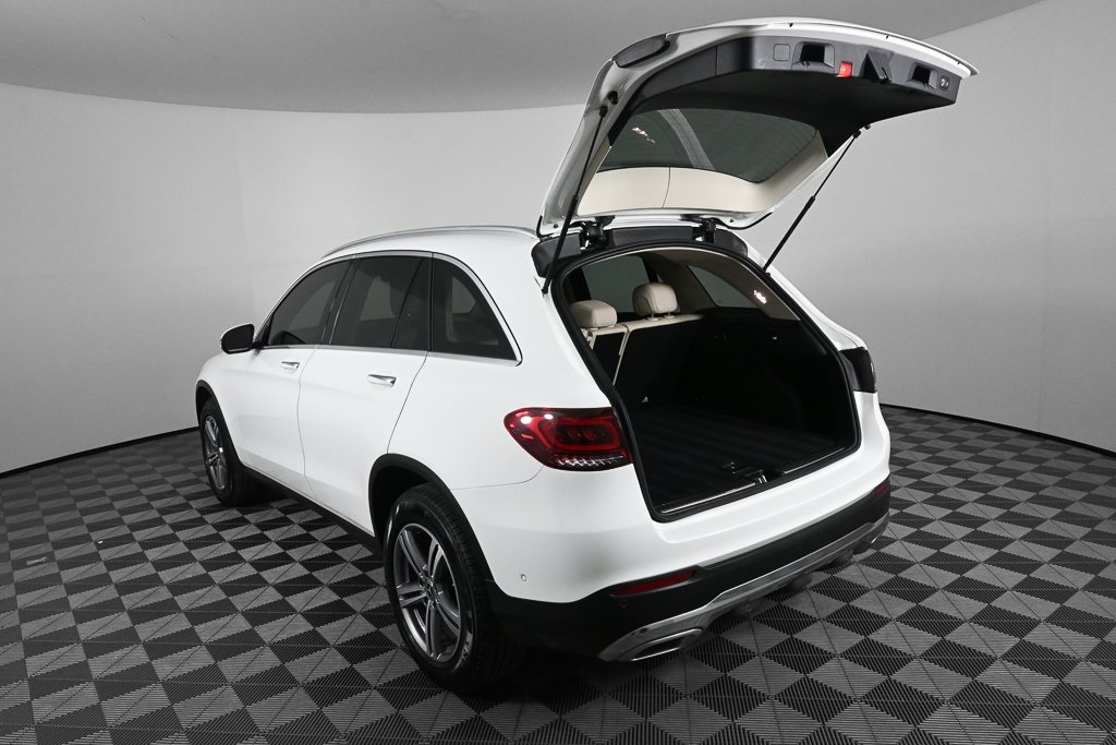2022 Mercedes Benz GLC 300 photo 28