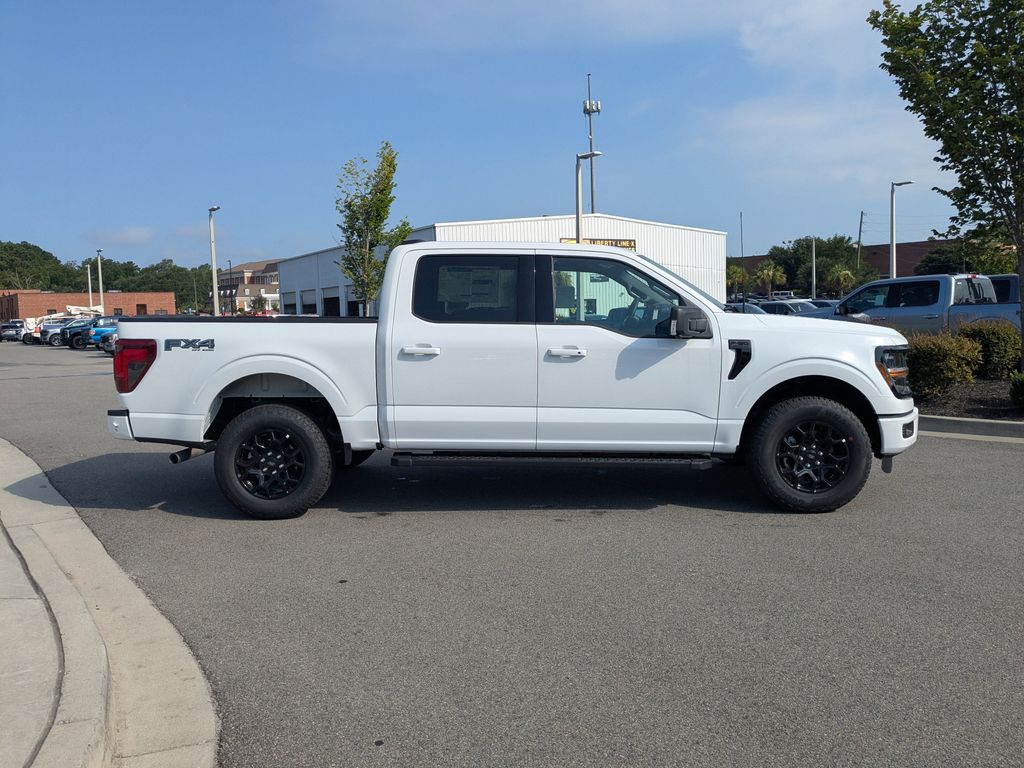 2025 Ford F-150 XLT photo 4