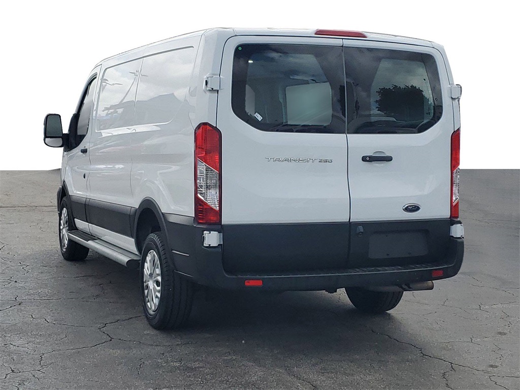 2023 Ford Transit photo 3