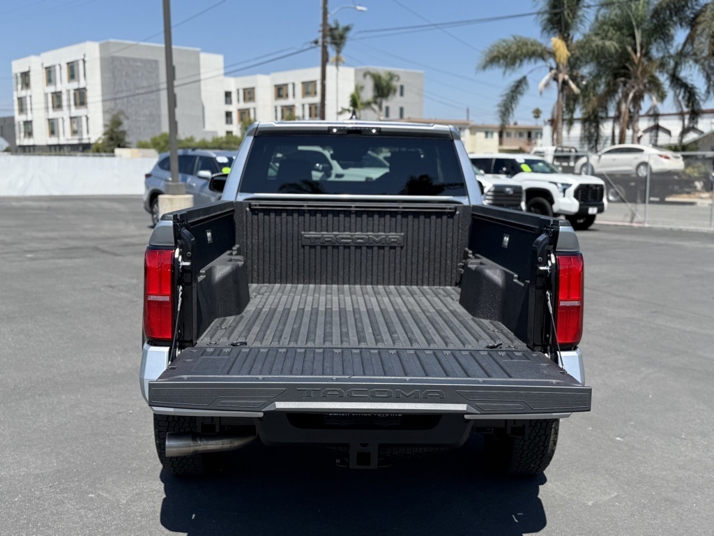 2025 Toyota Tacoma PreRunner photo 13
