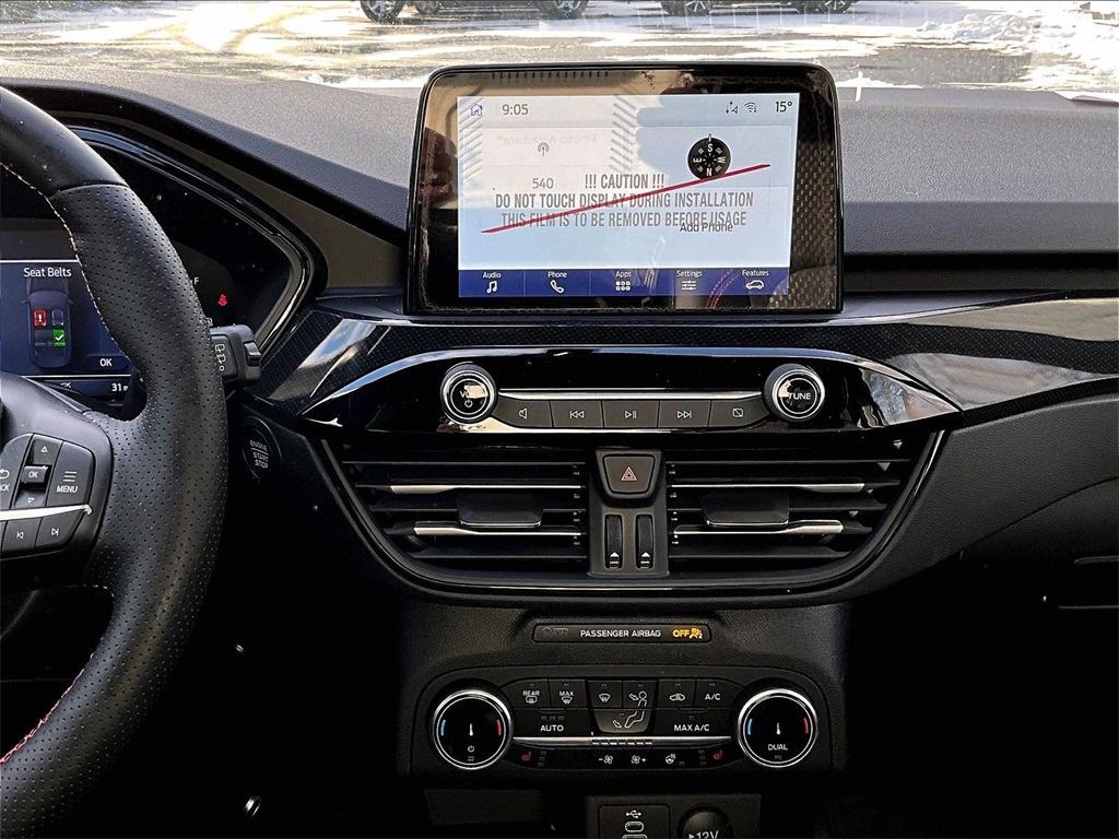 2026 Ford Escape ST-Line photo 4