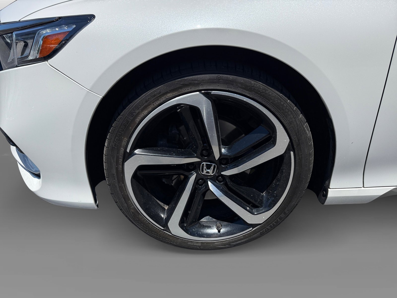 2020 Honda Accord Sport photo 9
