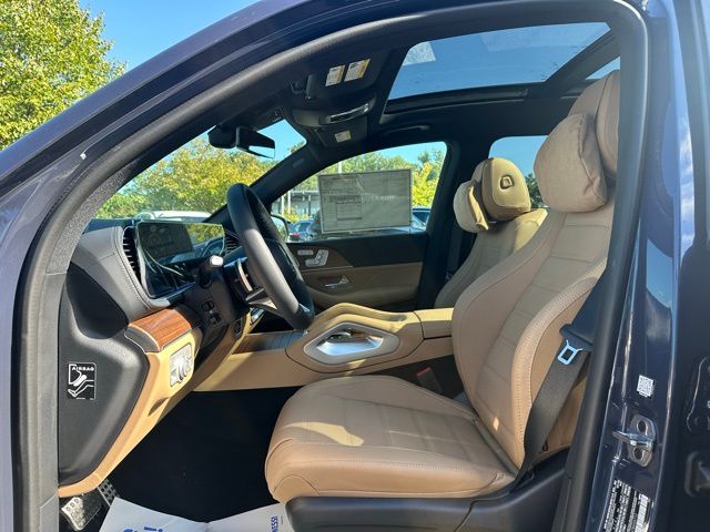 2026 Mercedes Benz GLS 450 4MATIC photo 15