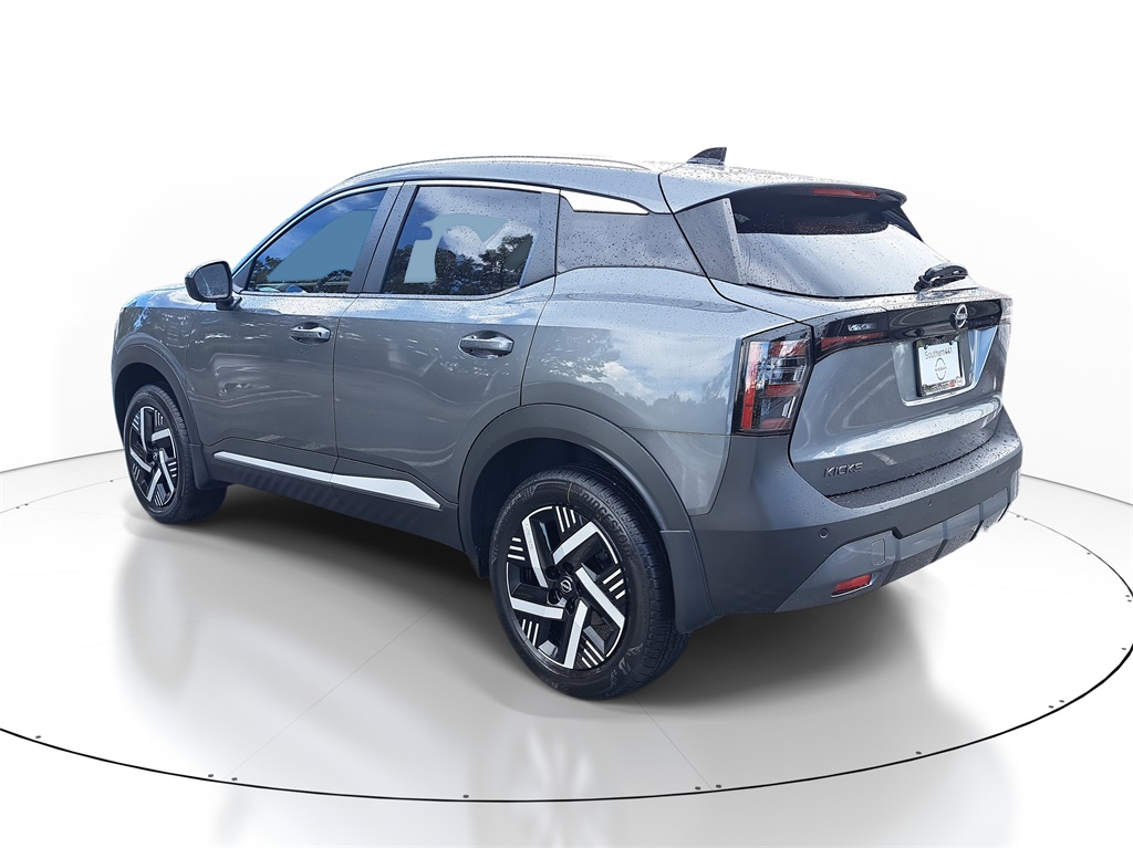 2026 Nissan Kicks SV photo 5