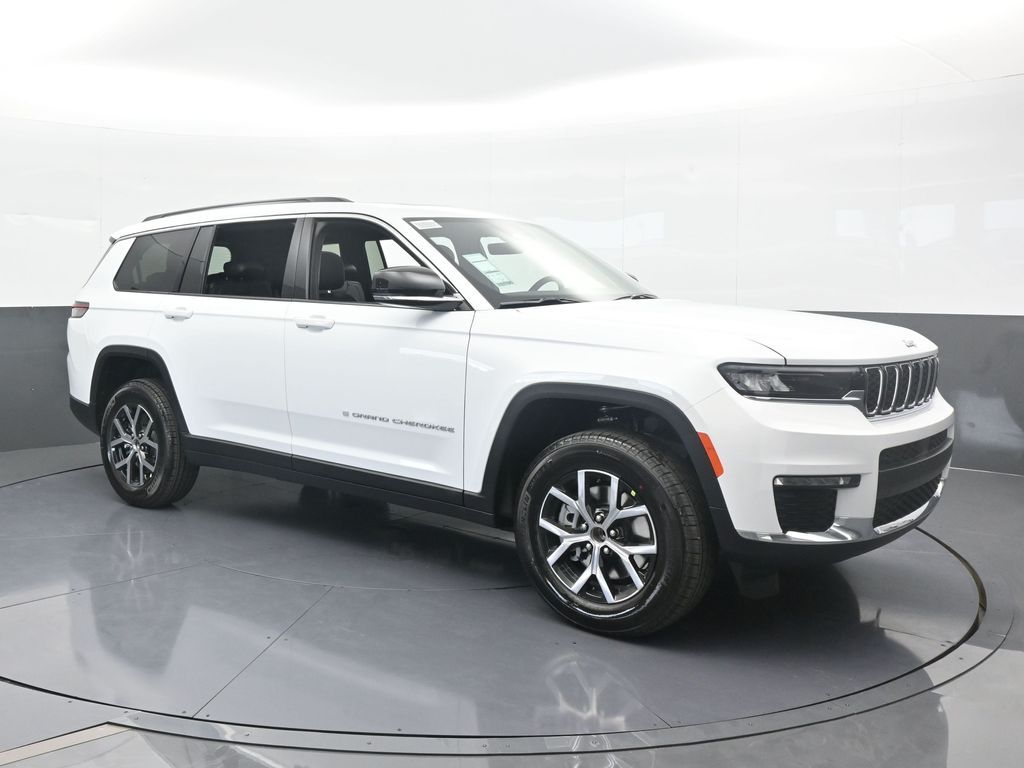 2025 Jeep Grand Cherokee Limited photo 2