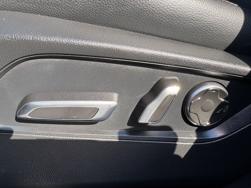 2019 Acura RDX Base photo 17