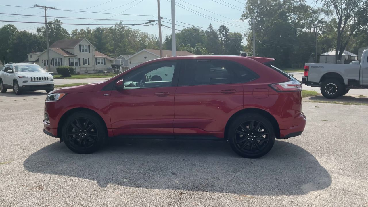 2024 Ford Edge ST-Line photo 4