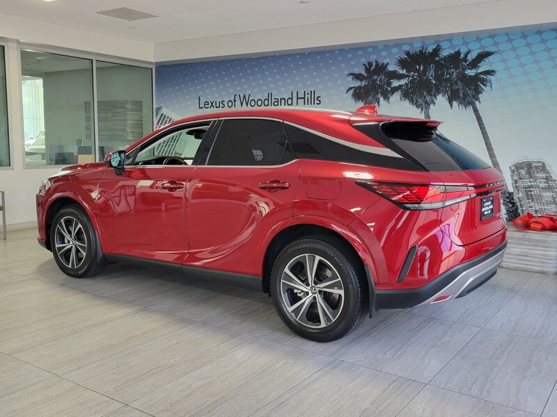 2024 Lexus RX 350h AWD photo 2