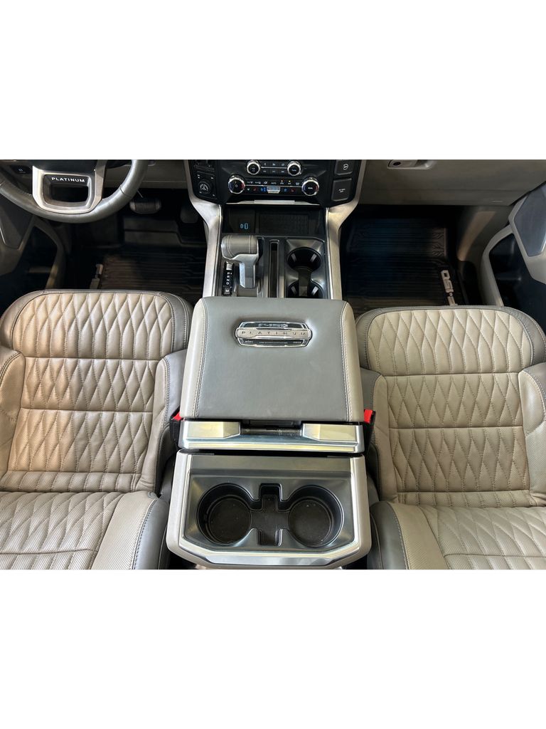 2024 Ford F-150 Platinum photo 17