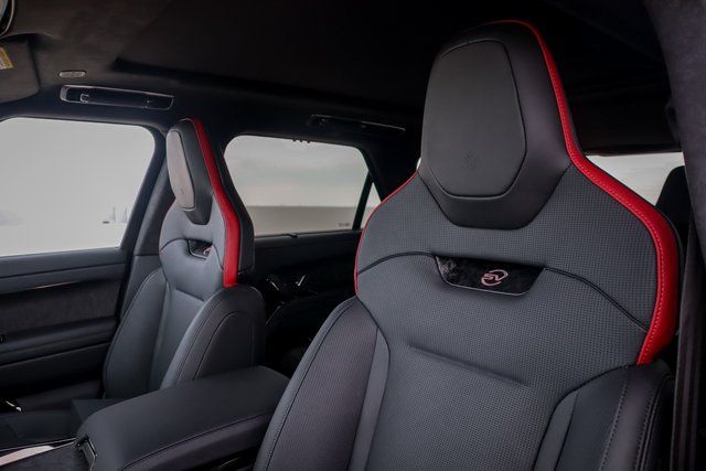 2025 Land Rover Range Rover Sport photo 10