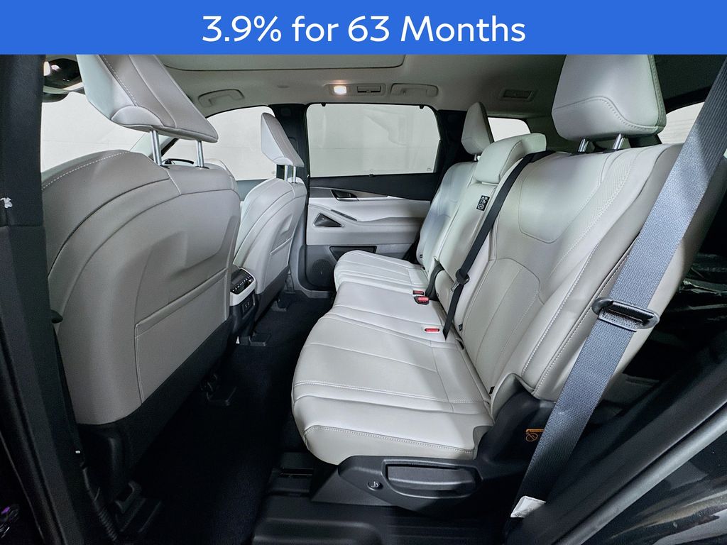 2026 Infiniti QX60 Luxe photo 28