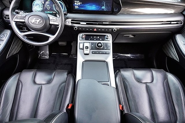 Used 2023 Black Hyundai Calligraphy image 23