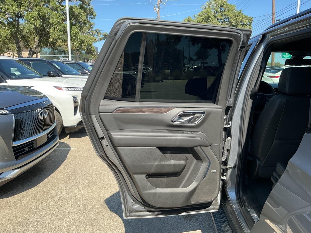 2022 Chevrolet Tahoe Z71 photo 14