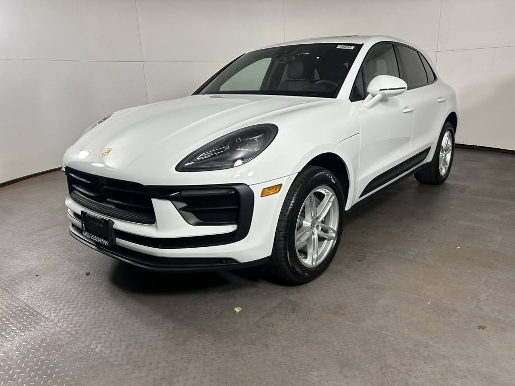 2025 Porsche Macan 