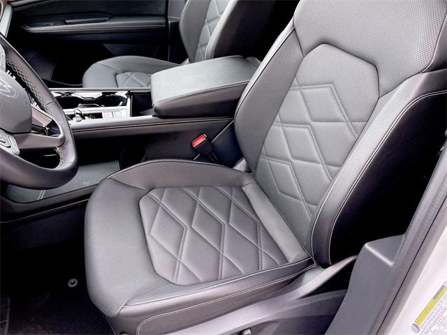 2024 Volkswagen Atlas SE Technology photo 3