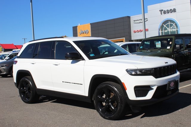 2023 Jeep Grand Cherokee Altitude