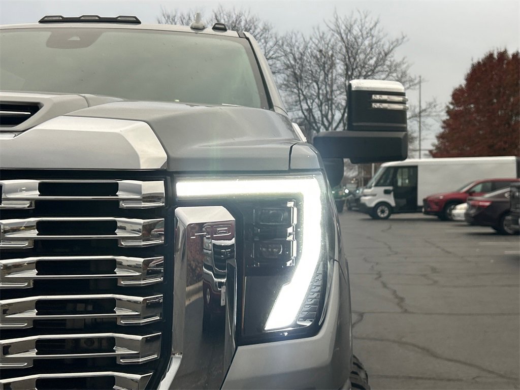 2024 GMC SIERRA HD - Image 9