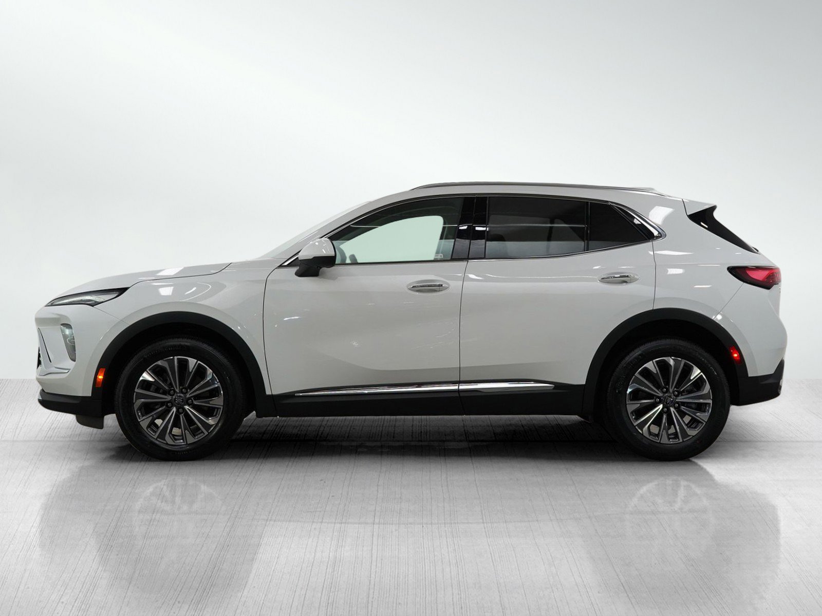 Used 2025 Buick Envision Preferred with VIN LRBFZKE49SD035072 for sale in Roseville, Minnesota