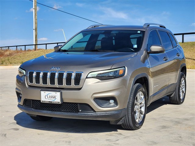 2019 Jeep Cherokee Latitude photo 2