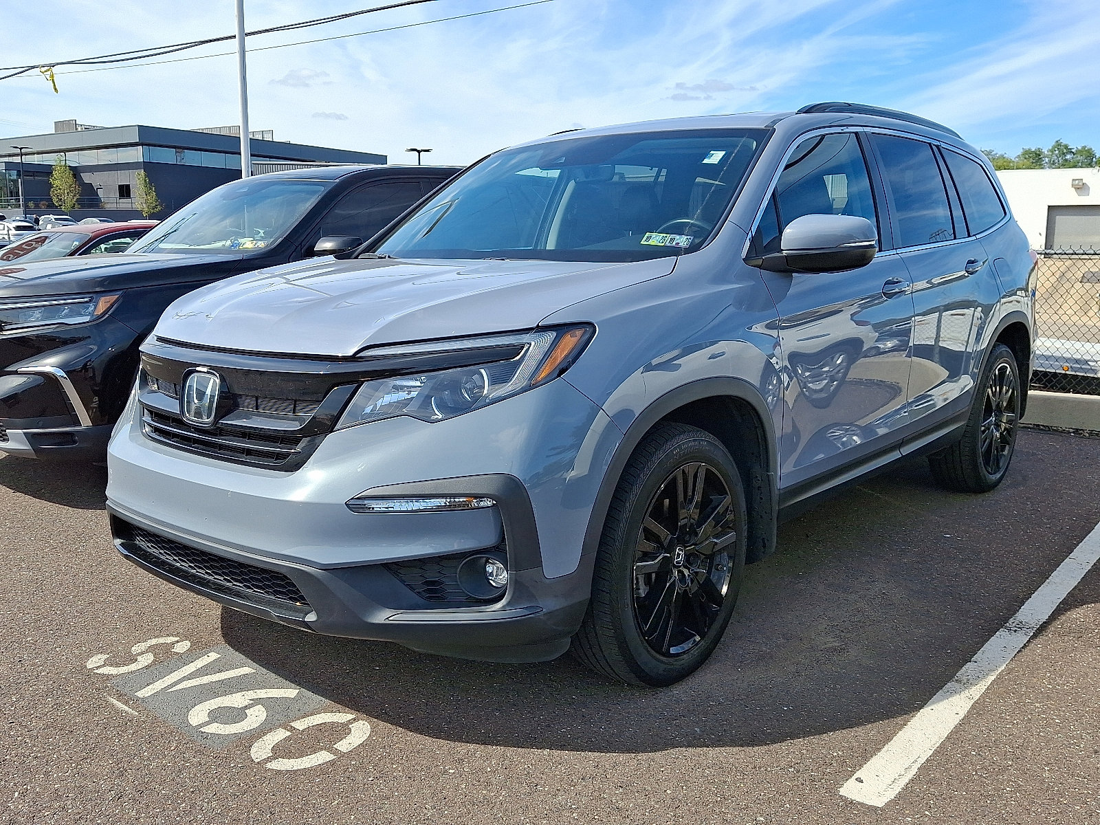 2022 Honda Pilot Special Edition photo 2