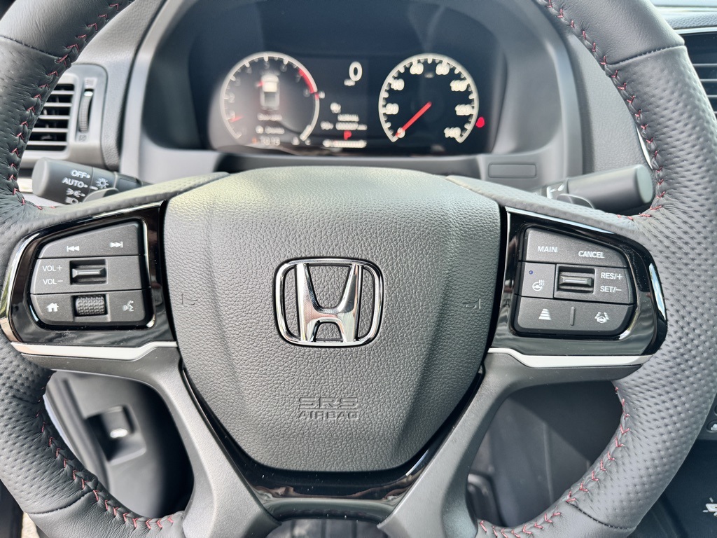 2025 Honda Ridgeline Black Edition photo 16