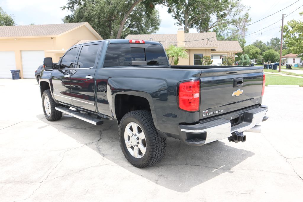 2019 Chevrolet Silverado 2500HD LTZ photo 5