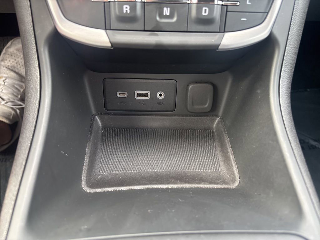 2024 Gmc Terrain SLE photo 29